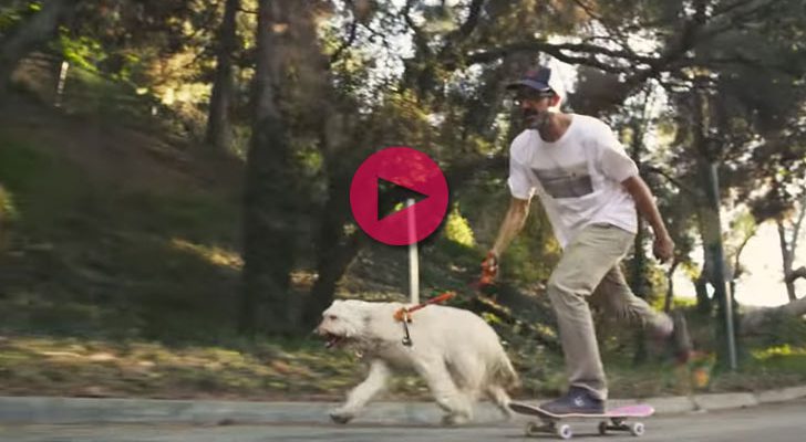 Mr. Sneaky ayudando a Jamie Tancowny en un clip de OJ Wheels