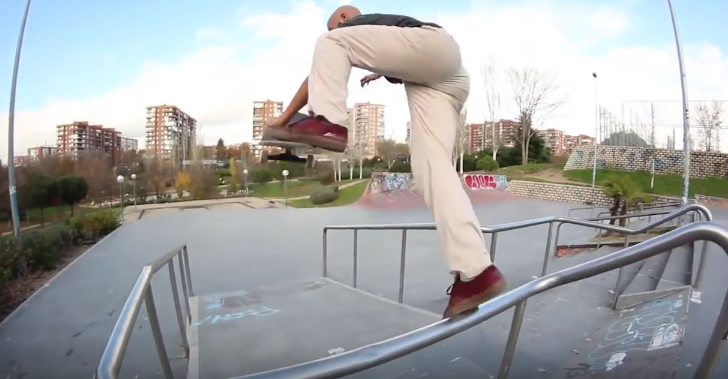 Sona trae mucho patín desde la skateplaza de Tetuán