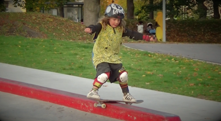 Eloi González tiene 6 años y este es su skateboarding
