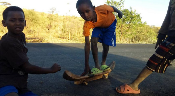 Asturianos promoviendo el skate en Etiopía