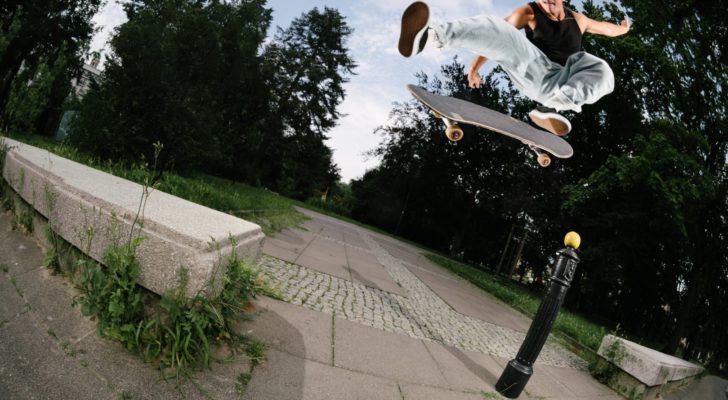 Warsaw. El team de skatedeluxe en las calles de Varsovia