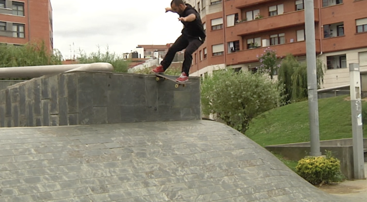 Luis de la Peña – Deuce Part